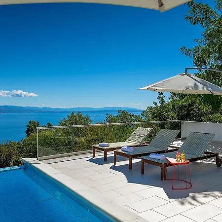 Beautiful In With Outdoor Swimming Pool * Opatija
