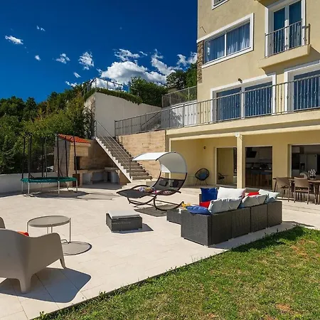 Beautiful In With Outdoor Swimming Pool * Opatija