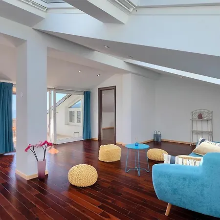 Beautiful In With Outdoor Swimming Pool Ferienhaus *